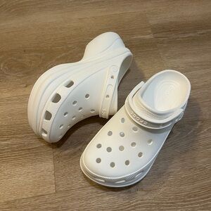 NWOT Crocs Classic Bae Clog in White Size W8